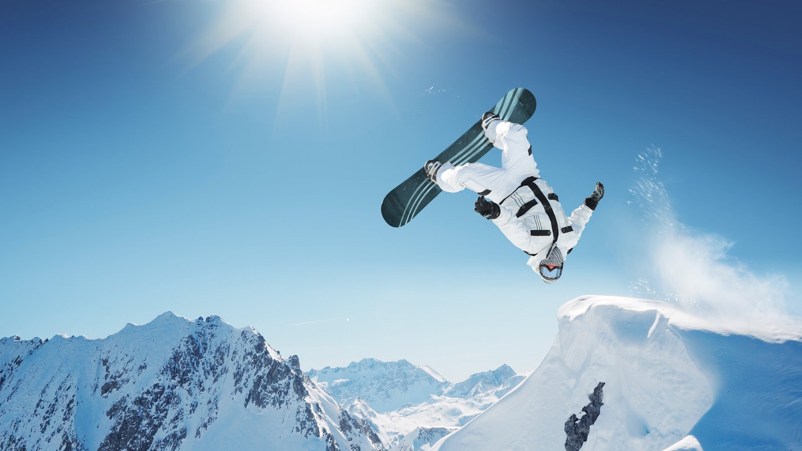 九游9游-英国男泳队自由泳出发速度领先，英国自由泳接力